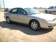 07' Ford Taurus SE